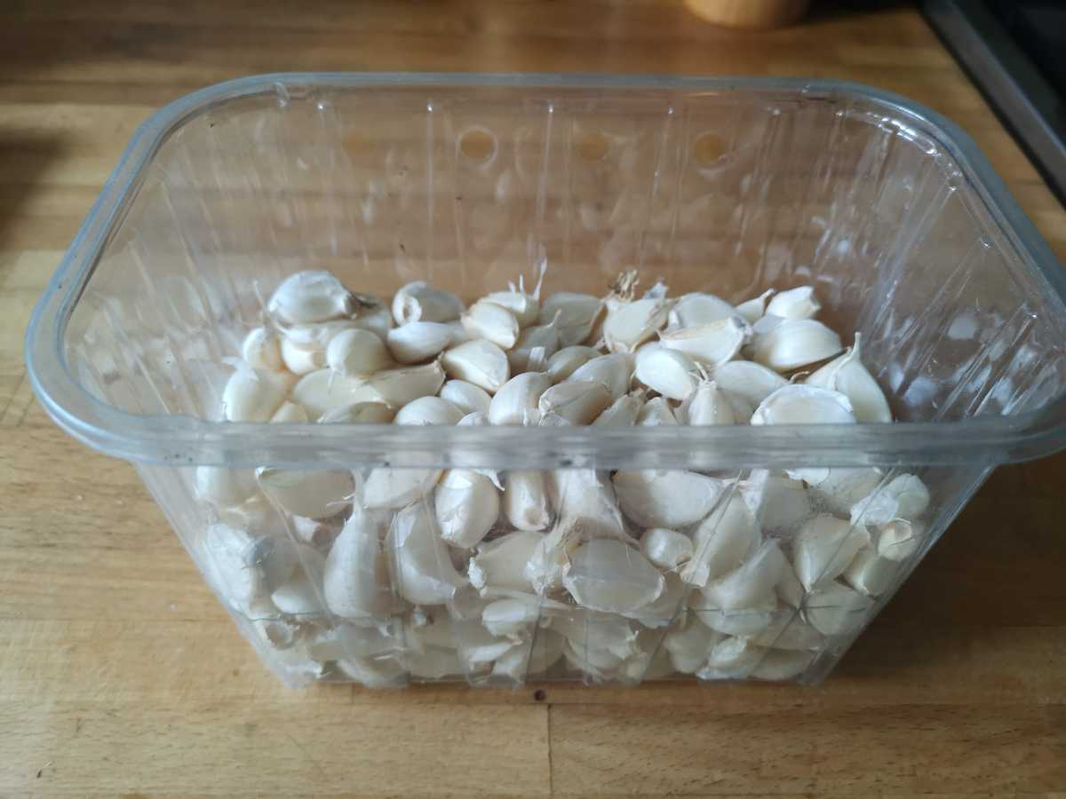 How to Freeze Garlic - One Hundred Dollars a Month